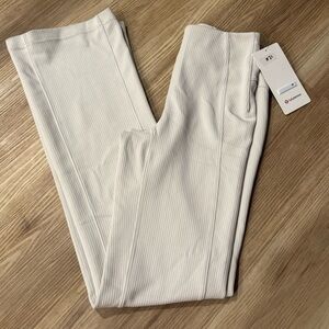 Ribbed Softstreme Flared Pant *Regular* size 4, NWT!